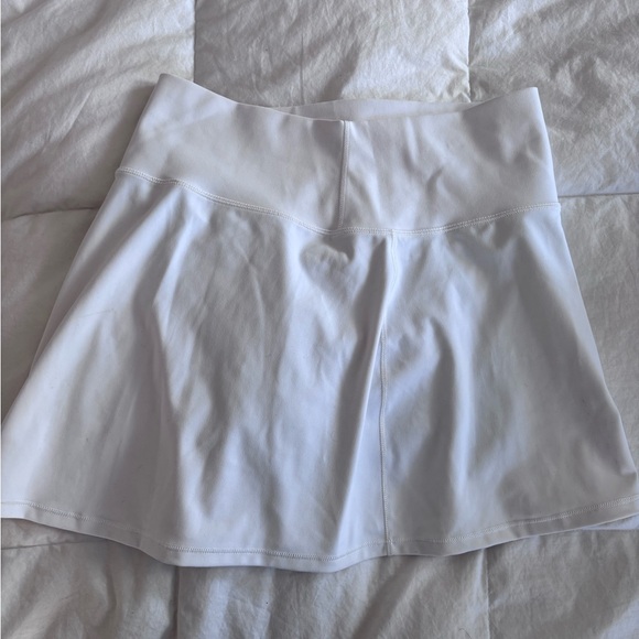Vuori Volley Skirt in white - Picture 5 of 7
